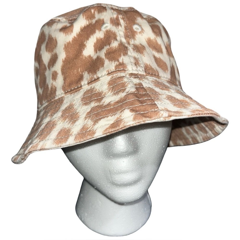 NWT Aerie 100% Cotton Tan and Cream Animal Print Bucket Hat